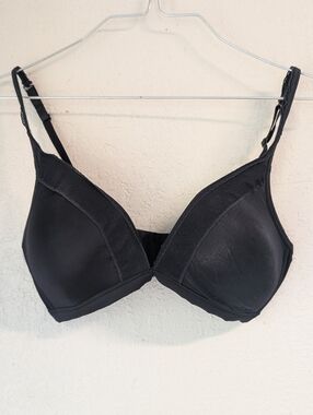 The Little Bra Company Erika Smooth Bra 32 Black Triple Hook Clasp Adjustable